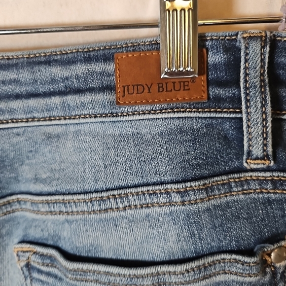 Judy Blue Skinny Fit Capri Jeans Size 11/30 - Picture 7 of 9